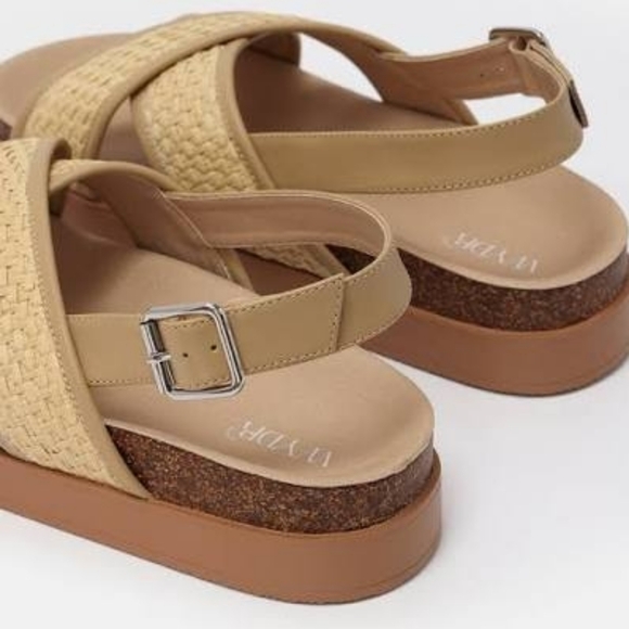 Wyder Studios | Monti Criss-Cross Footbed Sandals - Picture 4 of 4